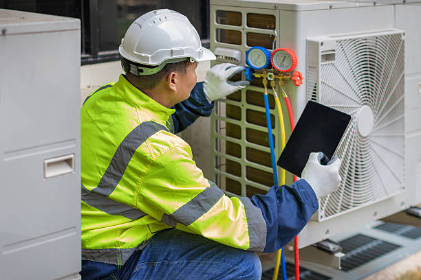 Professional Hvac technician working in Bowie, MD